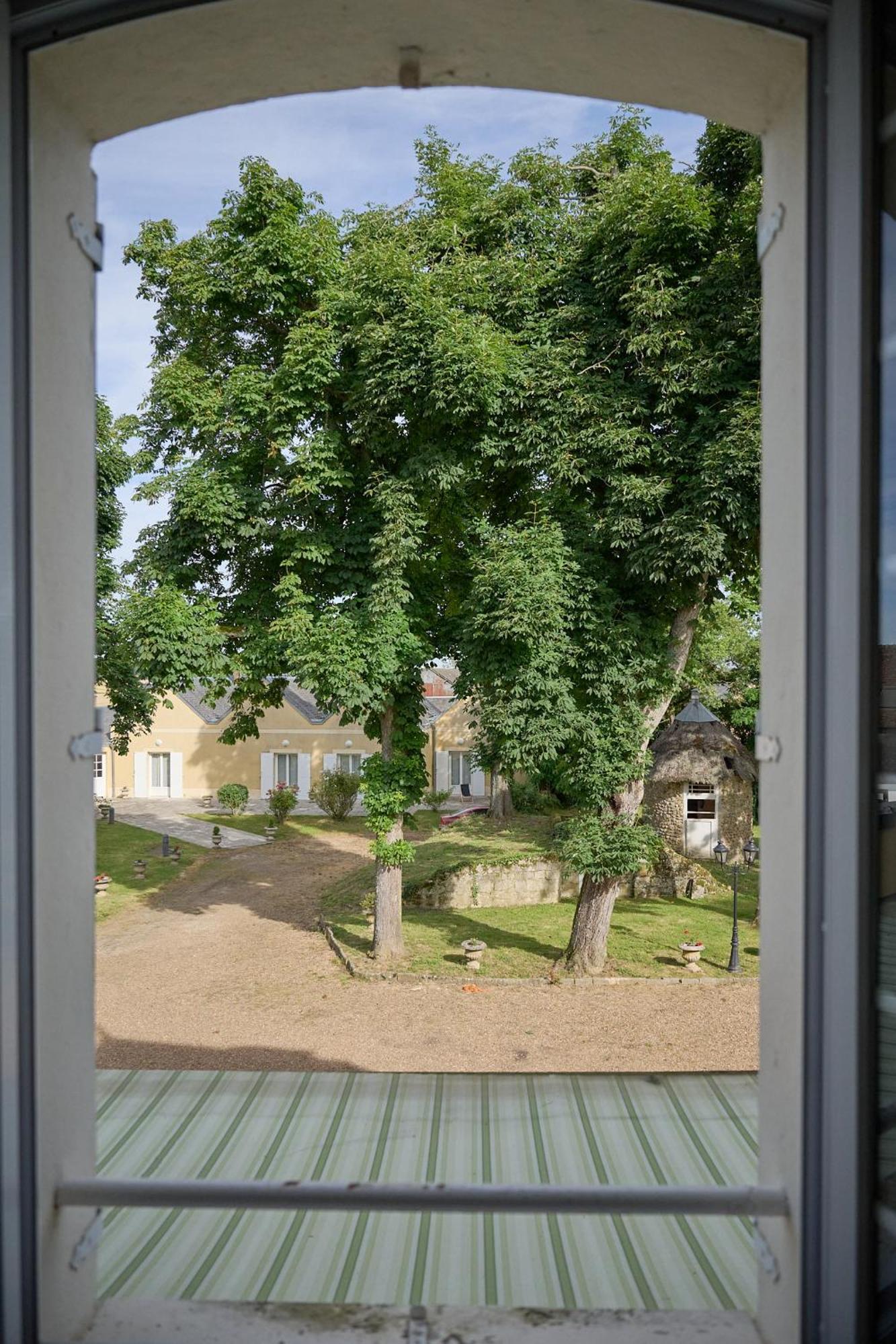 Hotel Du Chateau Bois Guibert Bonneval 部屋 写真
