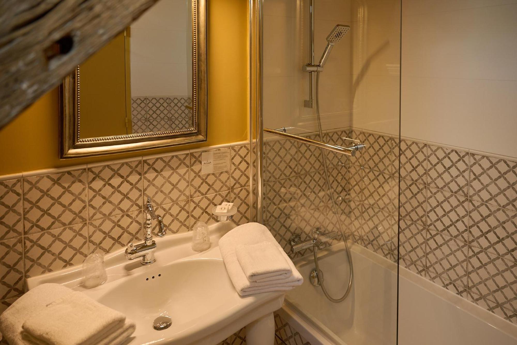 Hotel Du Chateau Bois Guibert Bonneval 部屋 写真